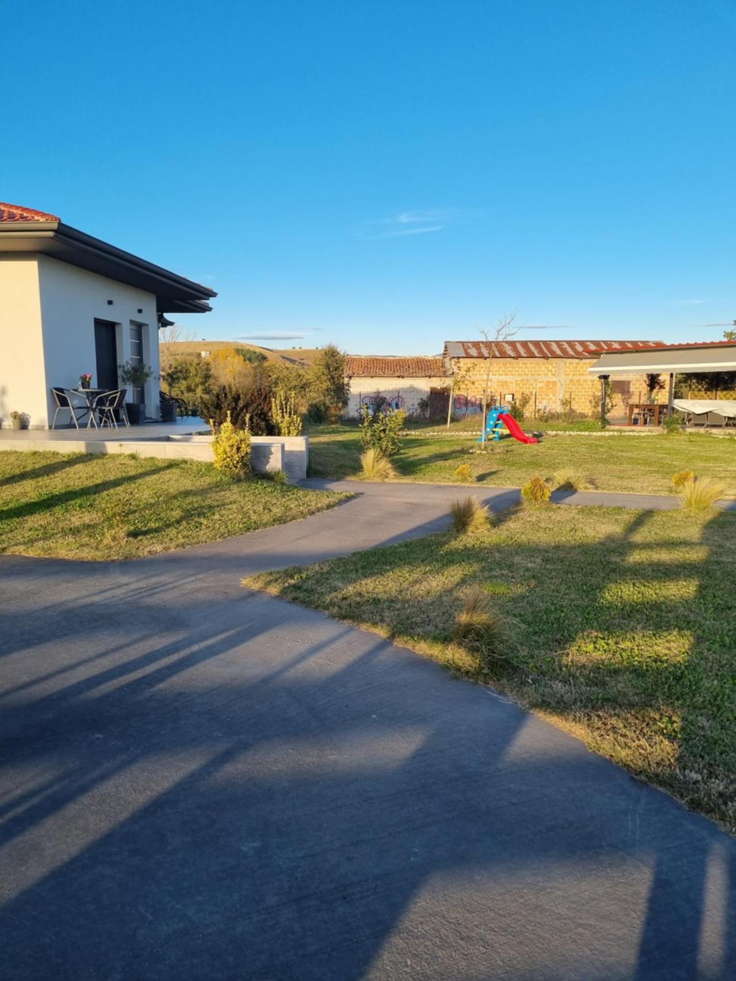 Β & Β Farmhouse Trikala  Bagian luar foto
